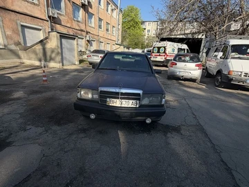 Авто Mercedes 190 1988 № 8723600