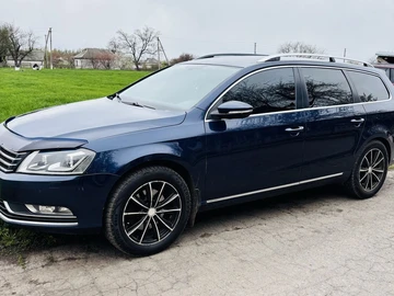 Авто Volkswagen Passat Sedan 2013 № 8723793