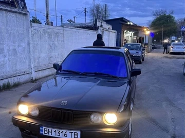 Авто BMW M3 1988 № 8723896
