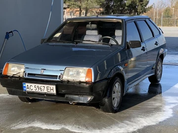 Авто ВАЗ 2109 1992 № 8723944