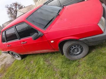 Авто ВАЗ 21099 1993 № 8723972