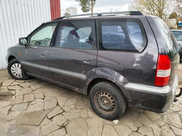 Авто Mitsubishi Space Wagon 2004 № 8724047