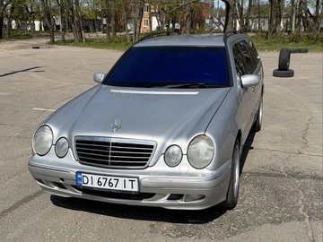 Авто Mercedes 220 2002 № 8724066