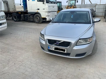Авто Volvo V50 2007 № 8724306