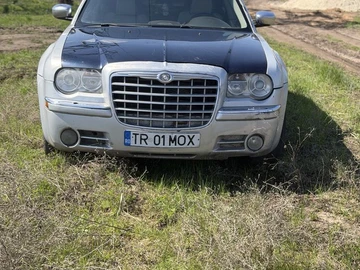 Авто Chrysler 300C 2007 № 8724400