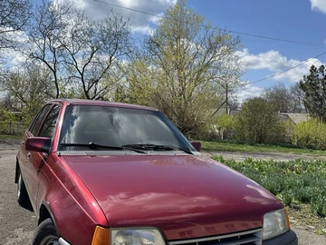 Авто Opel Kadett 1988 № 8724964