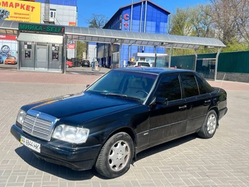 Авто Mercedes W124 1990 № 8725180