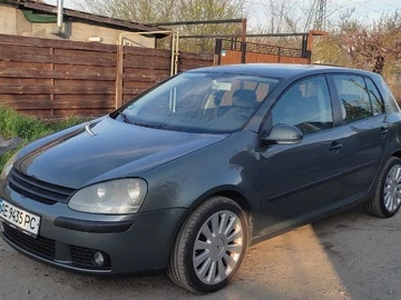 Авто Volkswagen Golf 2004 № 8725406