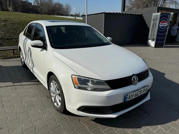 Авто Volkswagen Jetta 2012 № 8725493