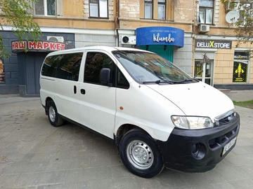 Авто Hyundai H200 2001 № 8725641