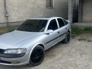 Авто Opel Vectra 1998 № 8725645