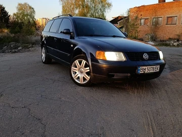 Авто Volkswagen Passat Variant 1999 № 8725698