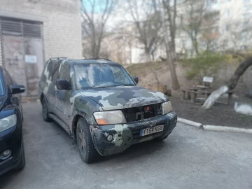 Авто Mitsubishi Pajero 2004 № 8725718