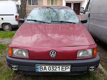 Авто Volkswagen Passat Sedan 1989 № 8725882