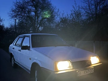 Авто ВАЗ 21099 1991 № 8725932