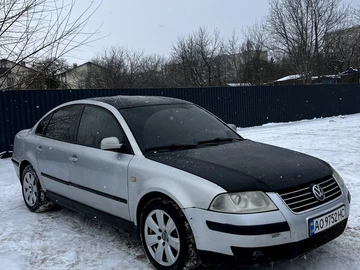 Авто Volkswagen Passat Sedan 2000 № 8726378