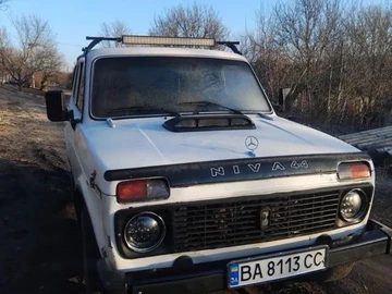 Авто ВАЗ 2121 1995 № 8726549