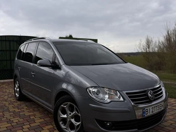 Авто Volkswagen Touran 2007 № 8726574