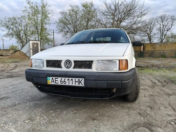 Авто Volkswagen Passat Sedan 1991 № 8726743