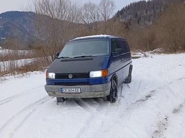 Авто Volkswagen Transporter 1994 № 8726796