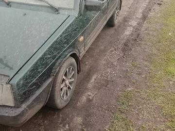 Авто ВАЗ 2109 2004 № 8726812