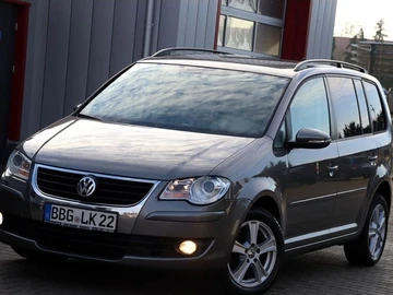 Авто Volkswagen Touran 2009 № 8726987