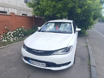 Авто Chrysler 200 2015 № 8727177