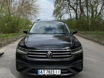 Авто Volkswagen Tiguan 2023 № 8727324