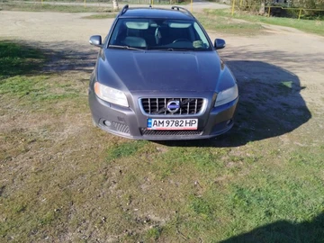 Авто Volvo V70 2009 № 8727337