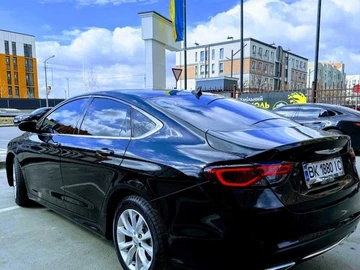Авто Chrysler 200 2014 № 8727353