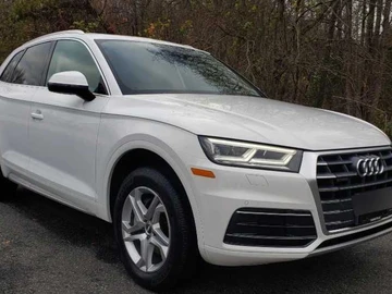 Авто Audi Q5 2018 № 8727378