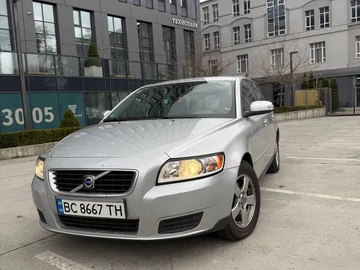 Авто Volvo V50 2008 № 8727408