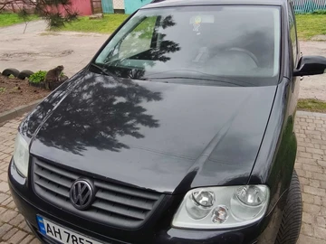 Авто Volkswagen Touran 2005 № 8727429