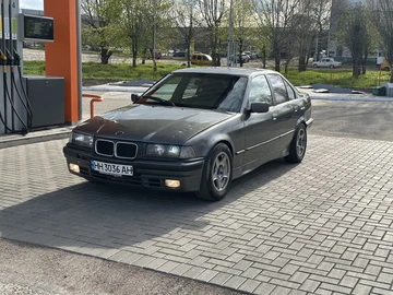 Авто BMW 3 Серия 1996 № 8727671