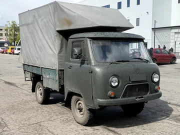 Авто УАЗ 3303 1989 № 8728021