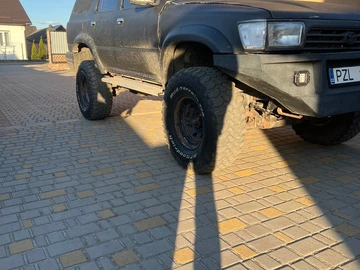 Авто Toyota Hilux Surf 1996 № 8728129