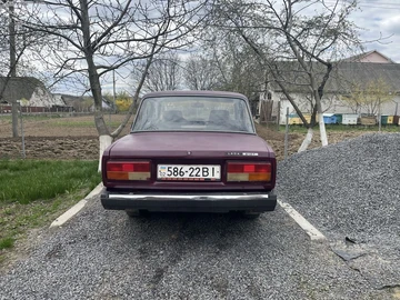 Авто ВАЗ 2107 1996 № 8728130