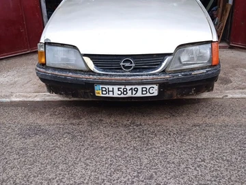 Авто Opel Rekord 1984 № 8728326