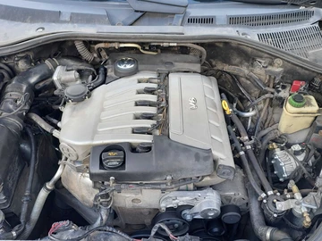 Авто Volkswagen Touareg 2005 № 8728454