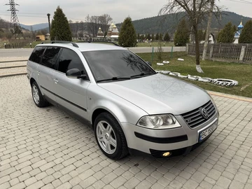 Авто Volkswagen Passat Variant 2001 № 8728688