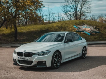Авто BMW 3 Серия 2018 № 8728731