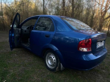 Авто Chevrolet Aveo 2003 № 8728809