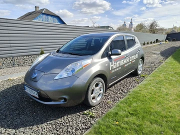 Авто Nissan Leaf 2014 № 8728815