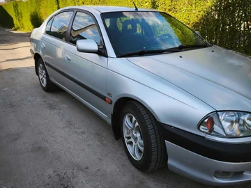 Авто Toyota Avensis 2001 № 8729098