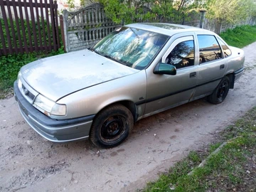 Авто Opel Vectra 1990 № 8729138