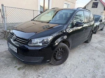 Авто Volkswagen Touran 2010 № 8729265