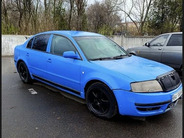 Авто Skoda Superb 2003 № 8729316