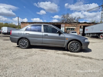 Авто Mitsubishi Lancer 2000 № 8729400