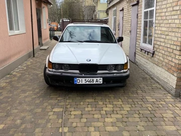 Авто BMW 7 Серия 1988 № 8729532
