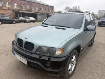Авто BMW X5 2002 № 8729536